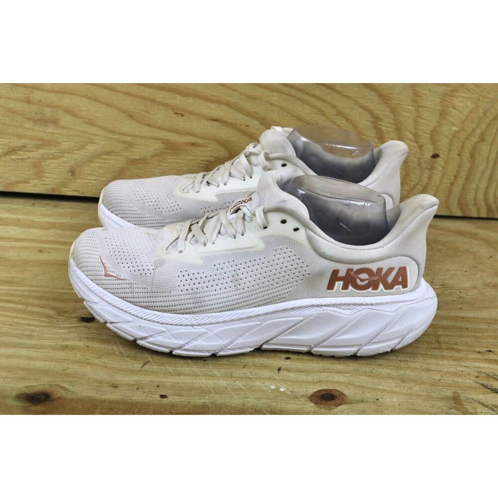 Hoka One One Womens 10.5B Arahi 7 Off White Cream Sneaker Athletic View Photos